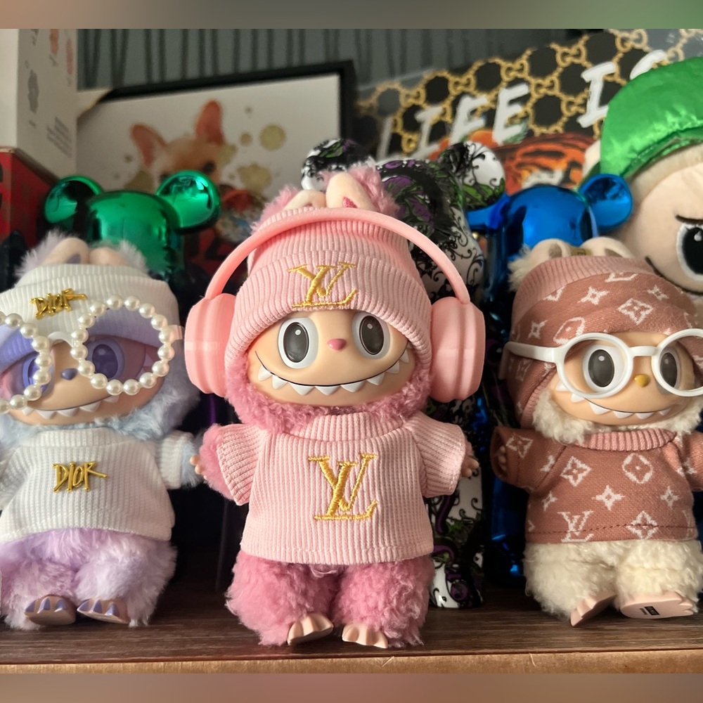 Meet your Posher, Dana